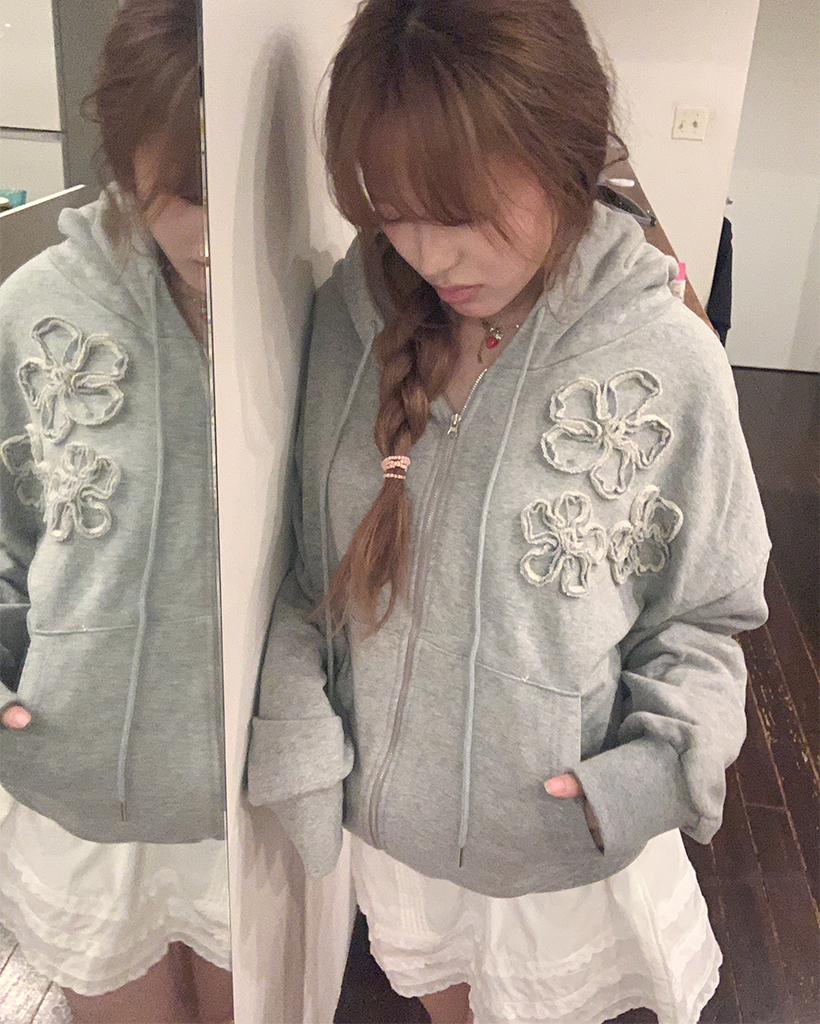 OZZ ANGELO　ジップアップパーカー　フリル　フーディ　オッズ　薄手 OZZ ANGELO ジップアップパーカー フリル フーディ オッズ 薄手