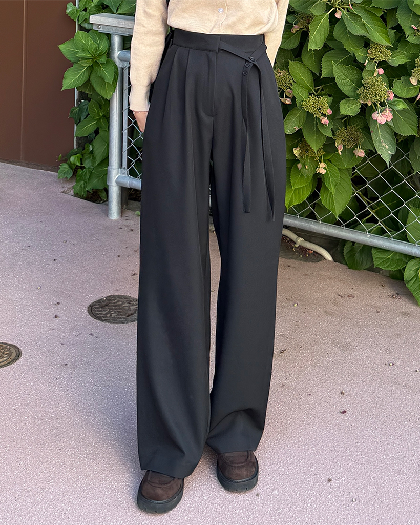 ベルトポイントストレートスラックス | ファッション通販サイト NUGU