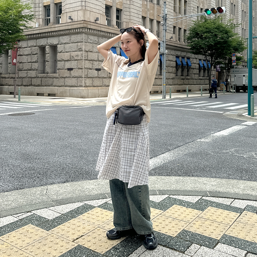 レタリング V ネックメッシュT シャツ | ファッション通販サイト