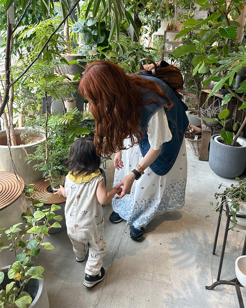 ブルー刺繍フラワーロングスカート | ファッション通販サイト NUGU