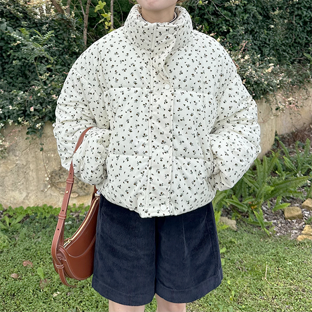 グレー 花柄 ダウンジャケット 西松屋☆花柄ダウンジャケット 120サイズ - メルカリ