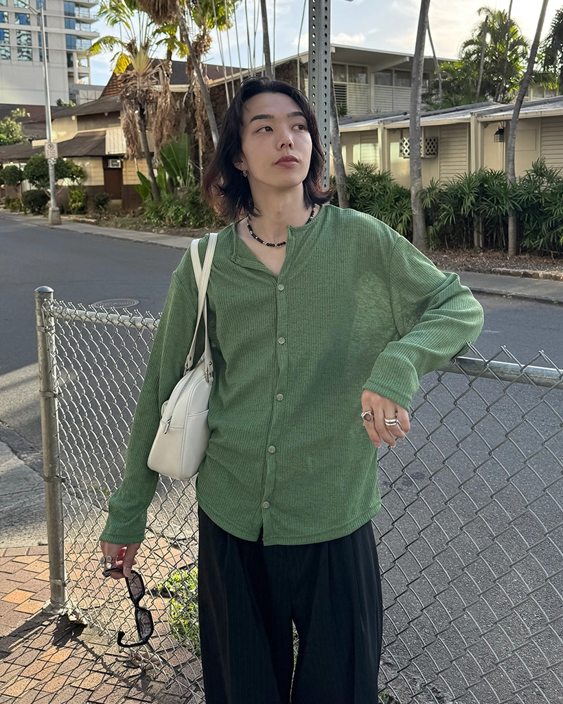 ラウンドネックストライプカーディガン