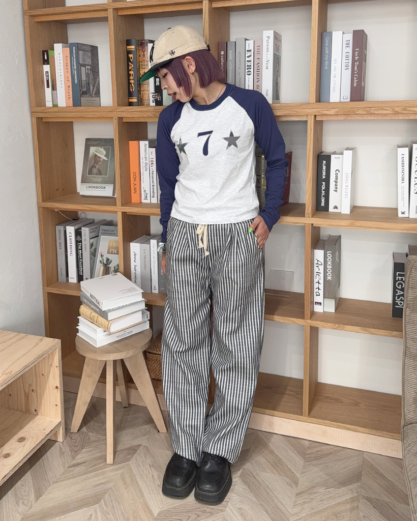 セブンラグランスリーブクロップドTシャツ | ファッション通販サイト NUGU