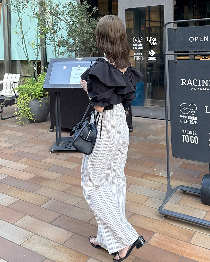 ショルダーフリルトップス⭐︎黒F トップス ワンショルダー フリル インポート レディース 黒 海外