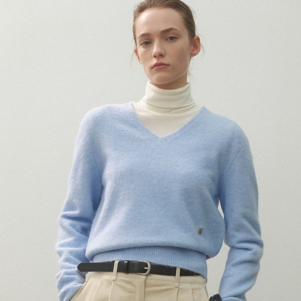 (Z-T-6974)ESSENTIAL WOOL CLOUD V-NECK KNIT