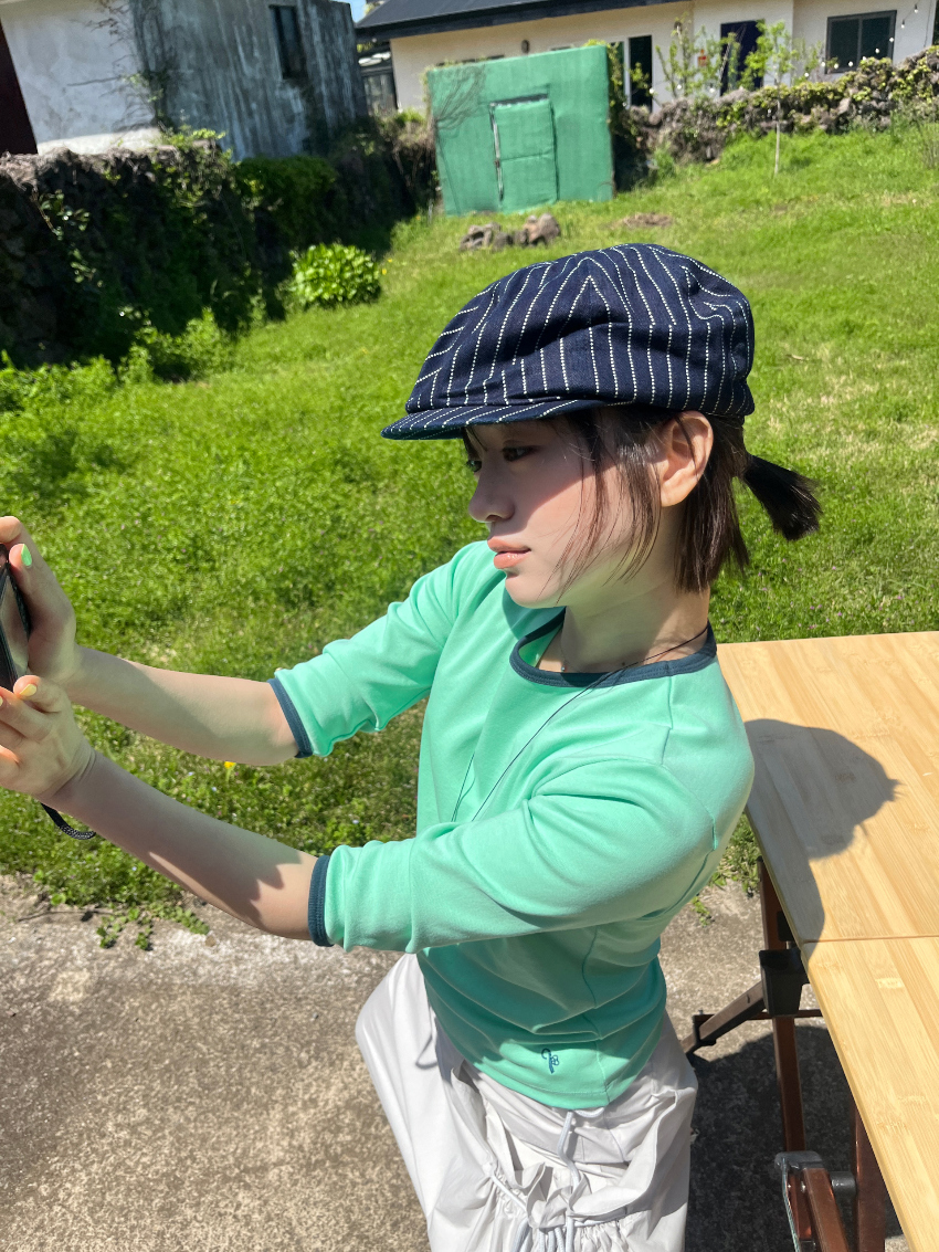 リベットTシャツ