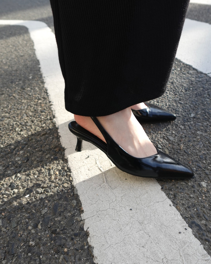 スクエアポインテッドトゥ