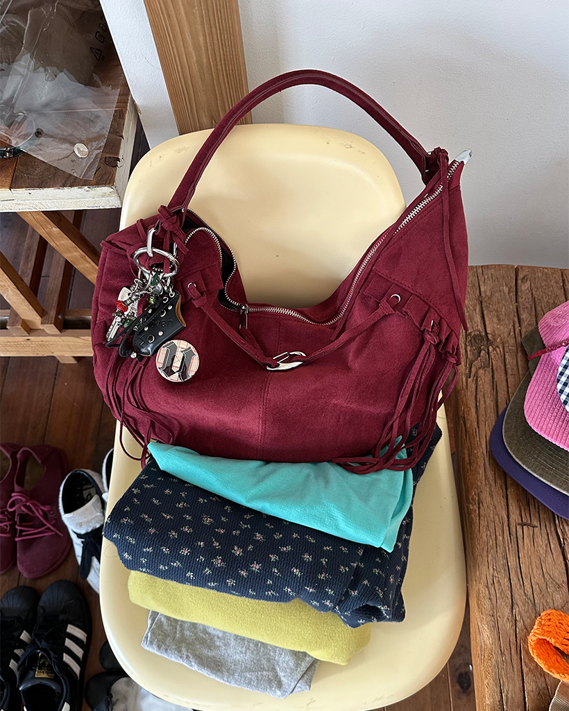 フリルフリンジスウェードホーボーバッグ