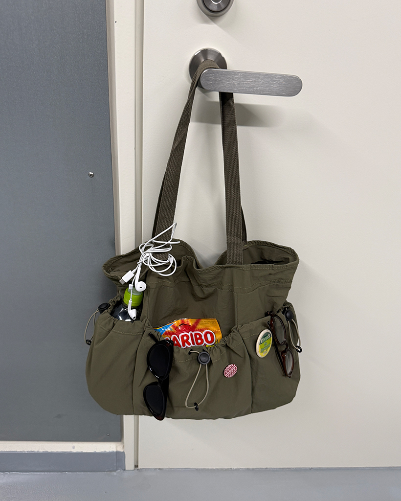 ソフトストリングショルダーバッグ