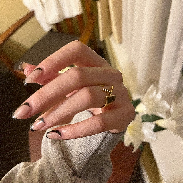 イニシャルリング