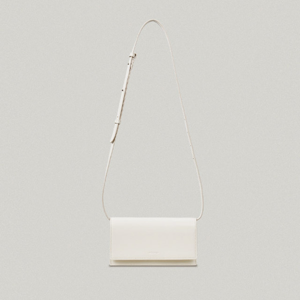 ★FOLNUA★MINI TRIBAG - CRINKLE★送料・関税込★ ☆韓国☆FOLNUA フォルニュア☆TRIBAG CRINKLE☆トライバッグ