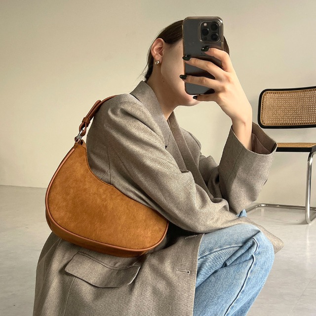 スエードショルダーバッグ nugu ヌグ スエード ショルダーバッグ | ファッション通販サイト NUGU