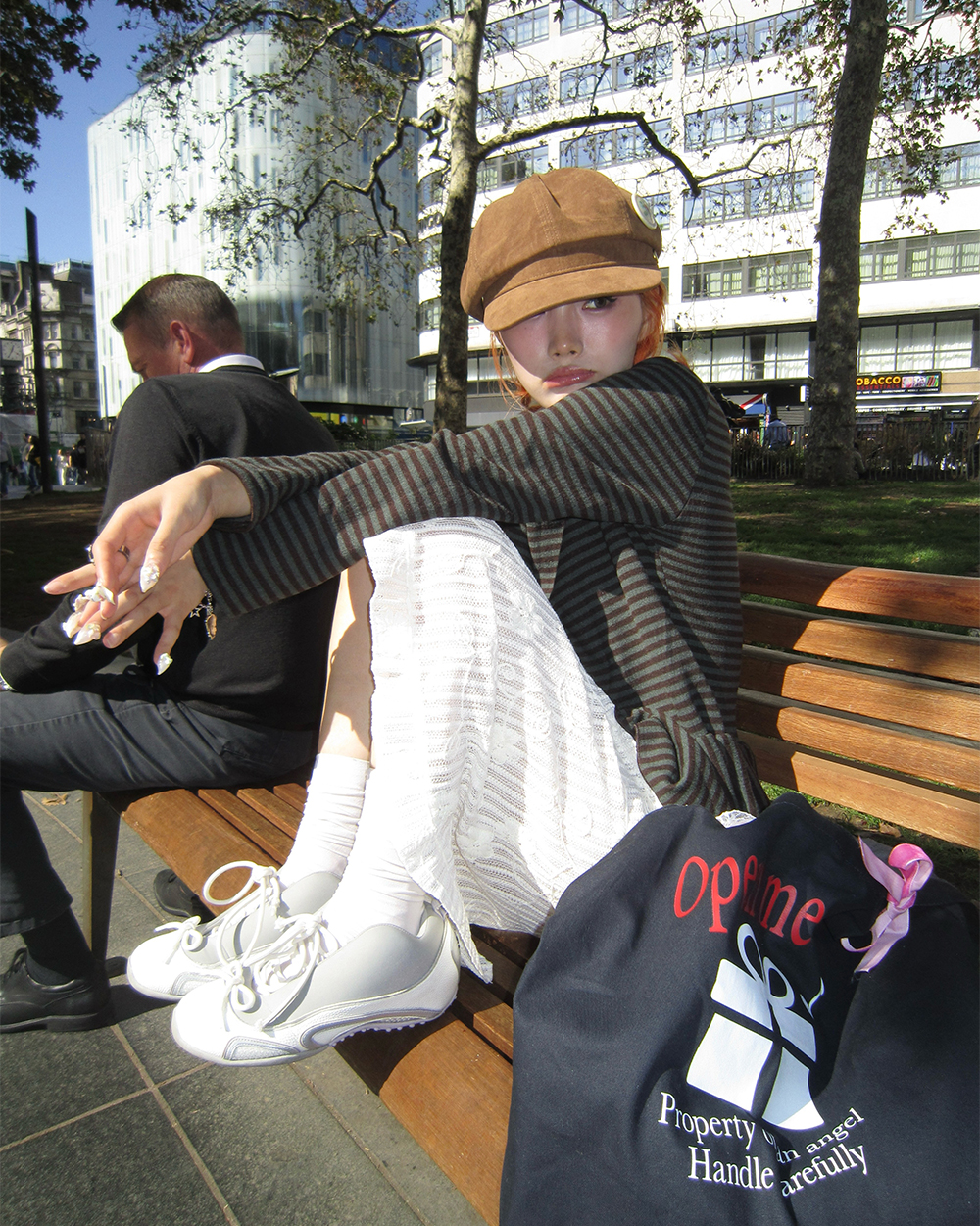 メルヘンレタリングダブルジップパー カー 紺色 nugu haku anji haku / ハク | ファッション通販サイト NUGU