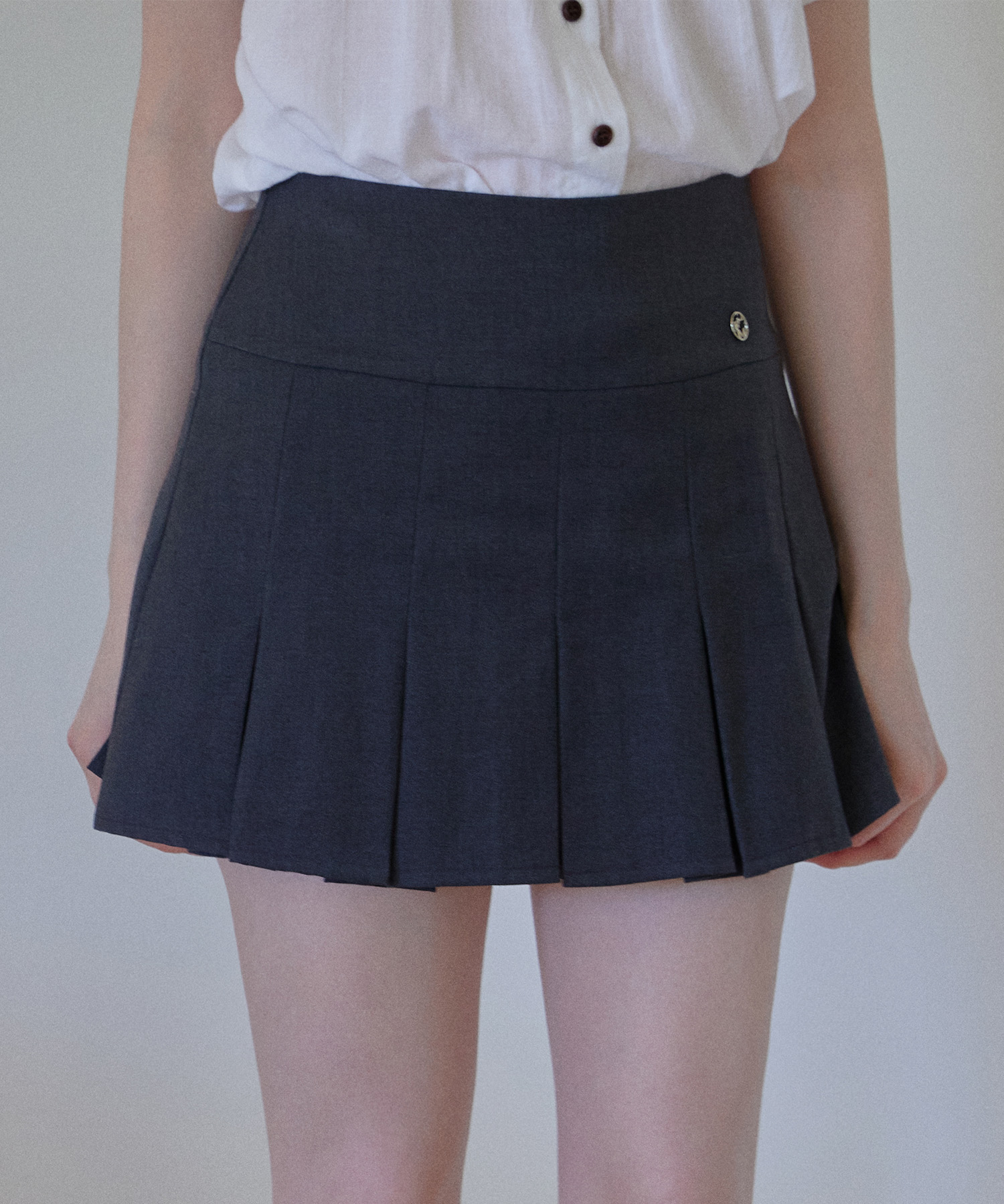 Classic Pendant Pleats Mini Skirt ( Charcoal