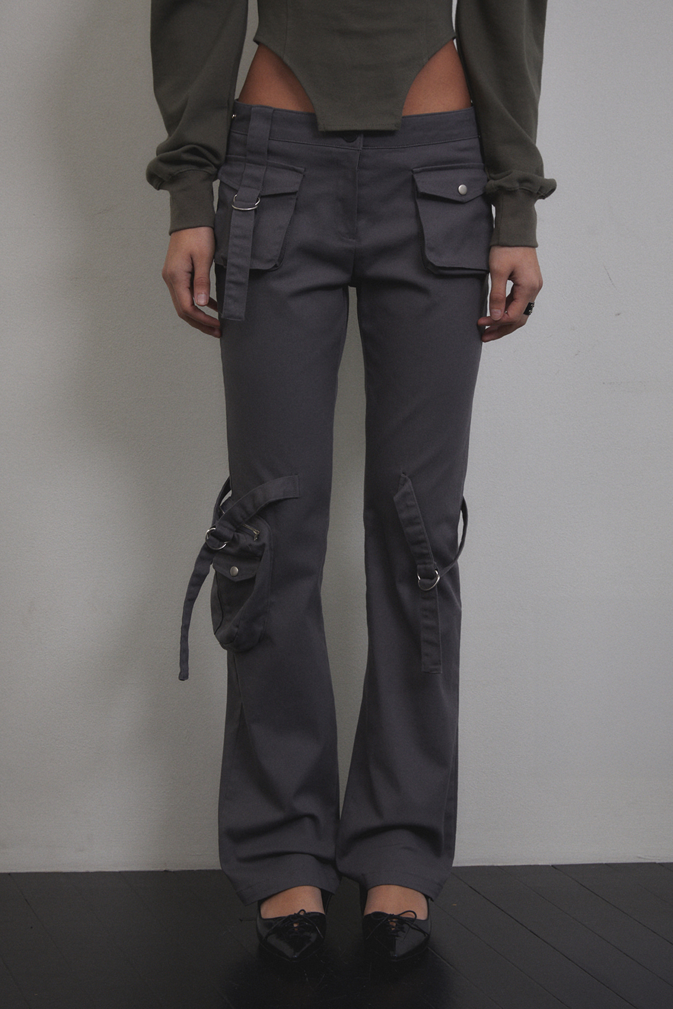 Cargo Strap Pocket Pants (CHARCOAL)