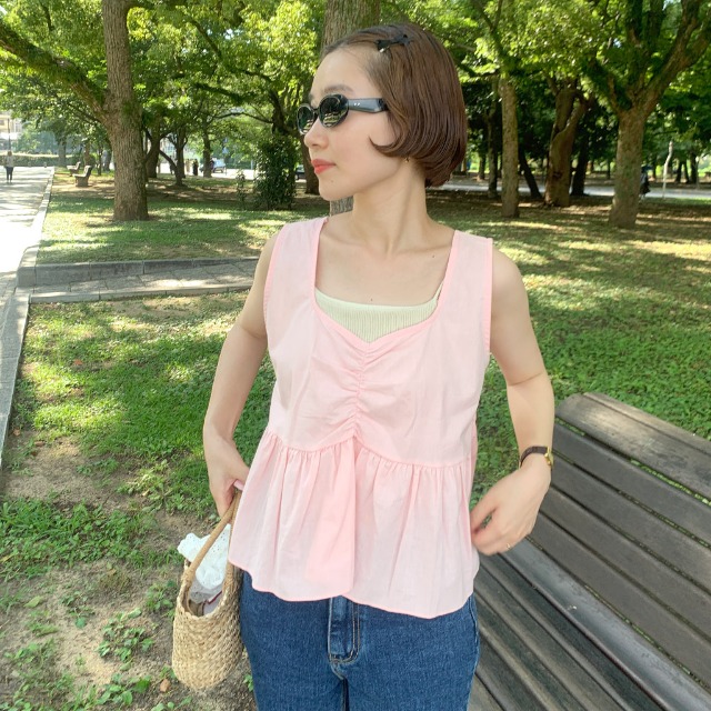 シャーリングフリルノースリーブ