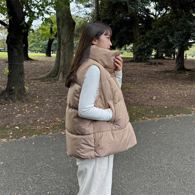 ハイネックオーバーフィットダウンベスト