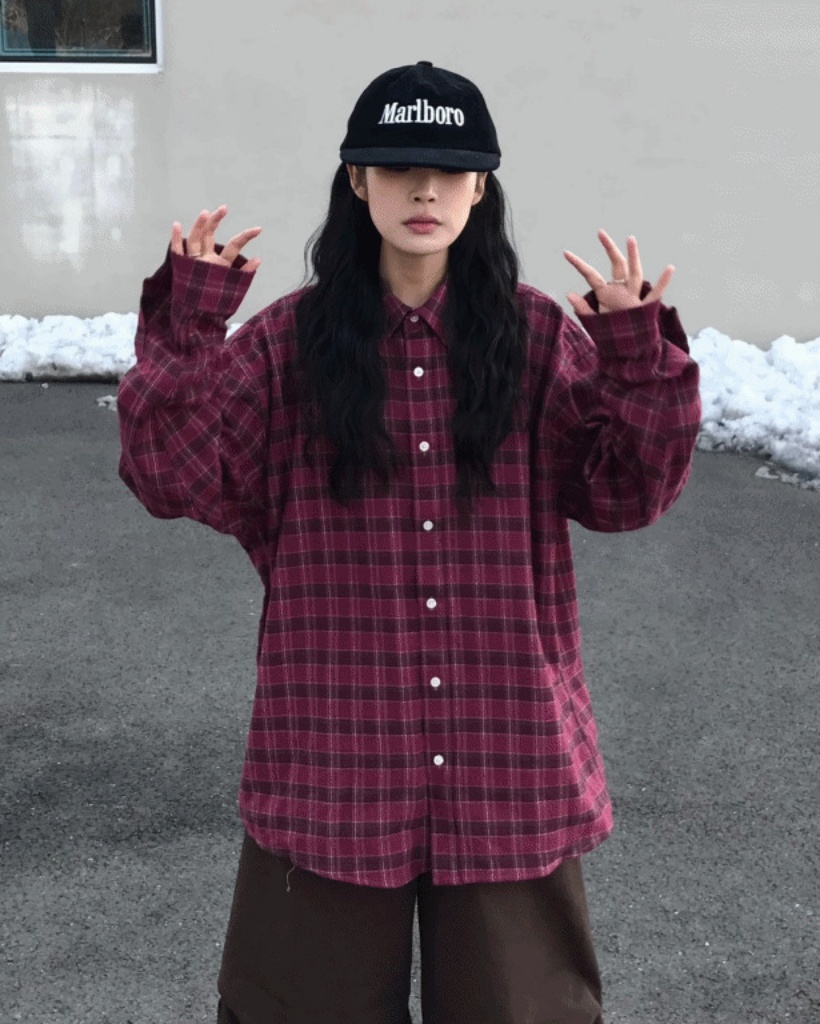 チェックシャツ