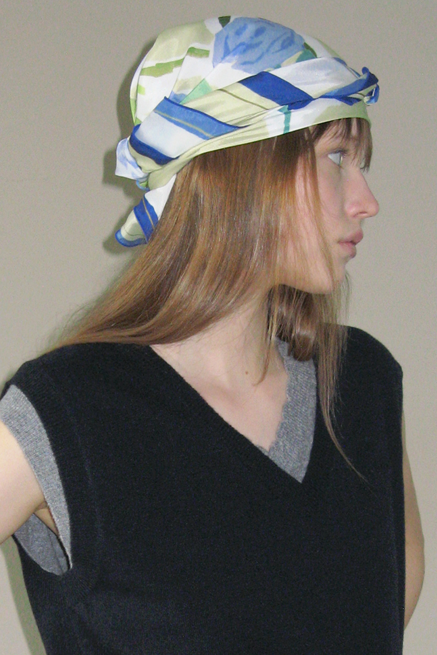 SN Flower Texture Scarf (Navy)