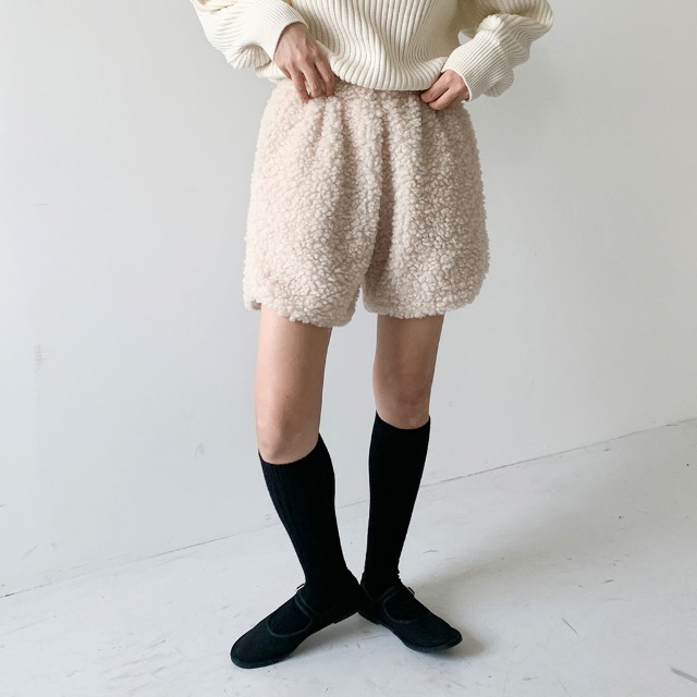 【鶏soboro様】大阪送料無料★3か月保障付き★AQW-S5MBK★S-982 ボアショートパンツ | ファッション通販サイト NUGU