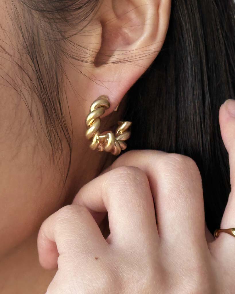 BE0065G EARRING
