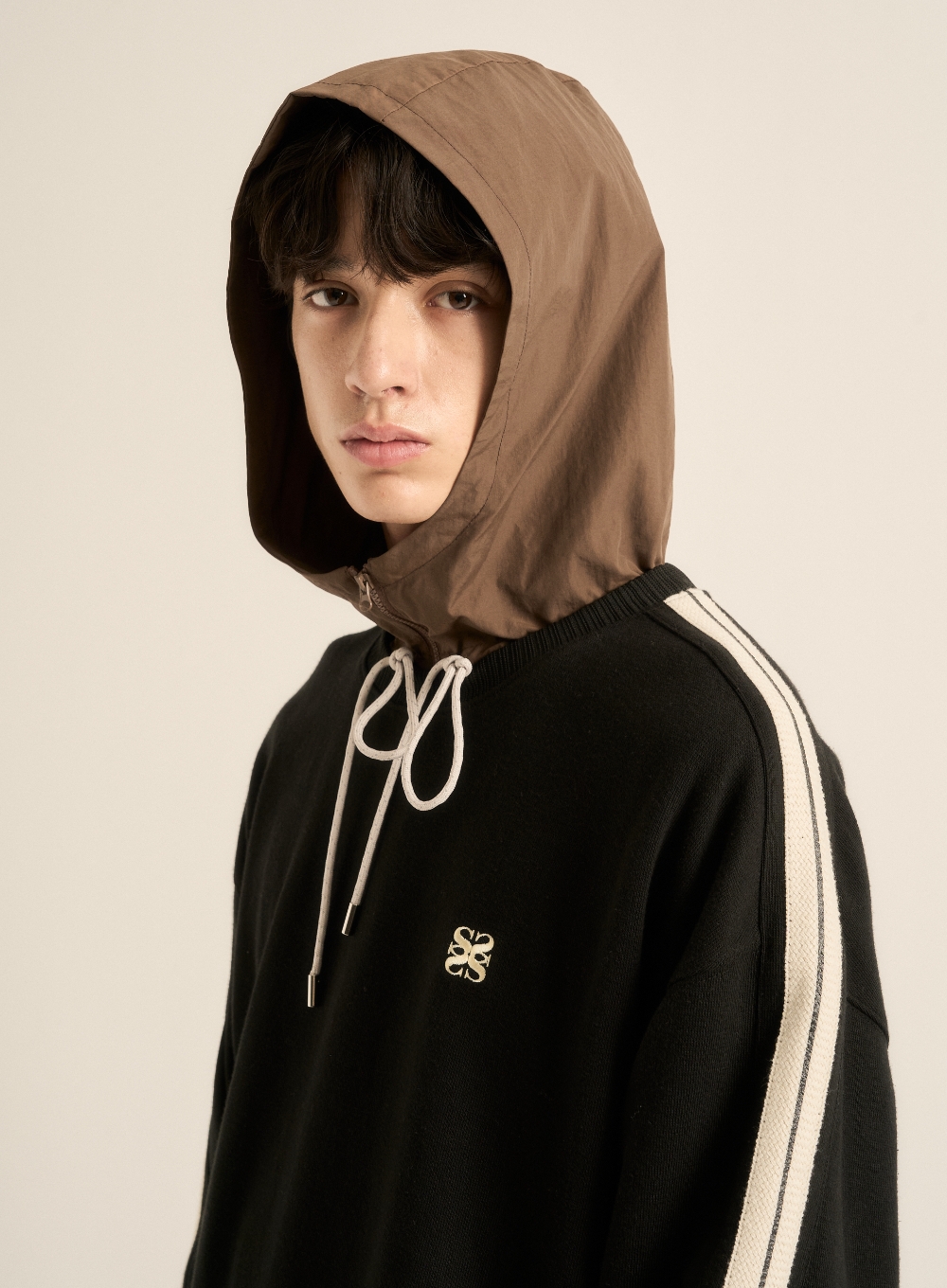 Lawton Sweatshirt - Black | ファッション通販サイト NUGU
