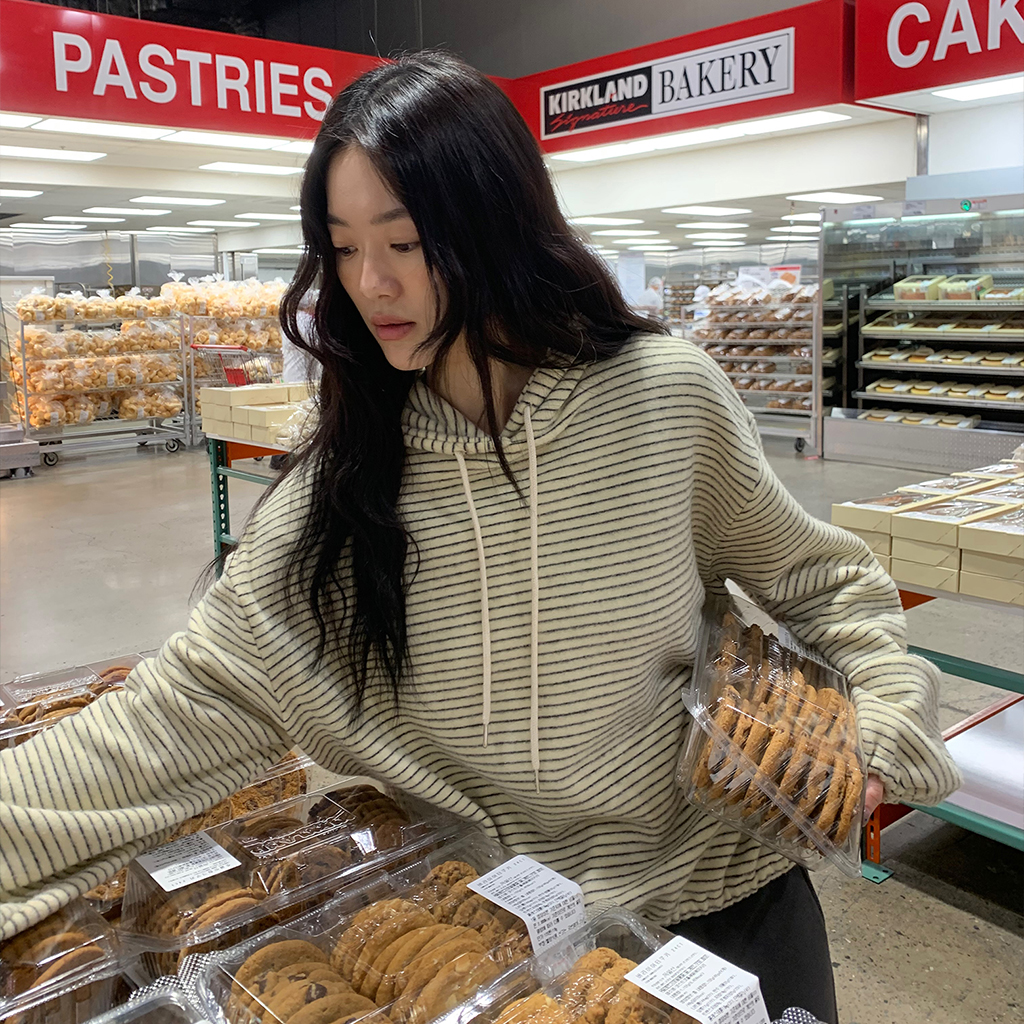 ふわもこ ボーダー フードパーカー (bosong stripe hood mtm (2color))