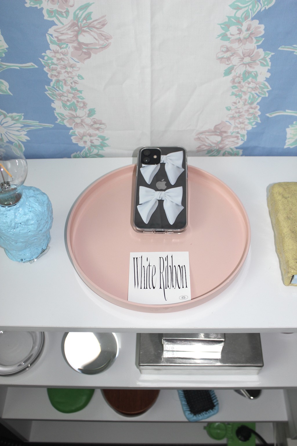 WHITE RIBBON Case(white)