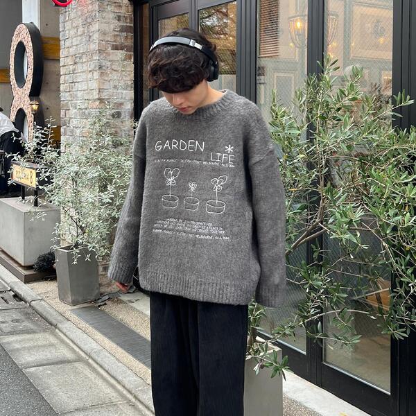 現行タグ✨人気　45R ウール縮絨 ニット セーター トップス R刺繍　グレー ガーデンステッチニット | ファッション通販サイト NUGU