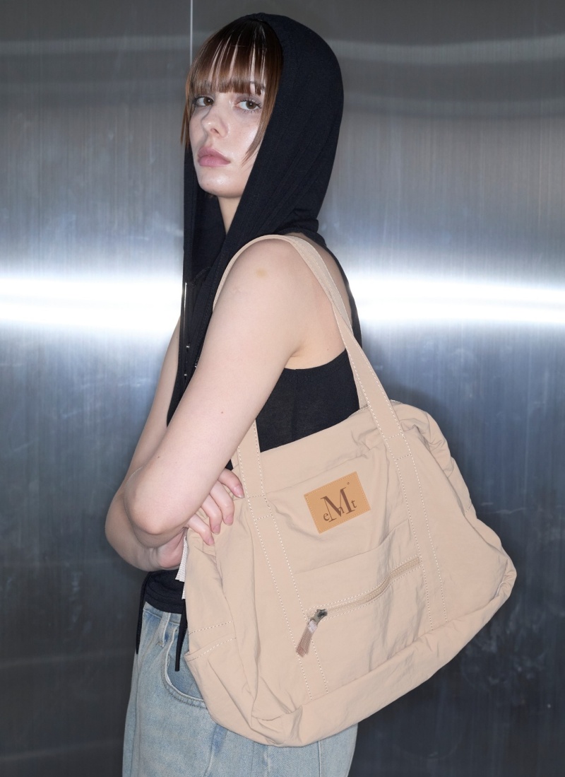 MUCENT☆大人気♪Amanda Front Pocket Shoulder Bag Unisex AMANDA FRONT POCKET SHOULDER BAG UNISEX (3Color