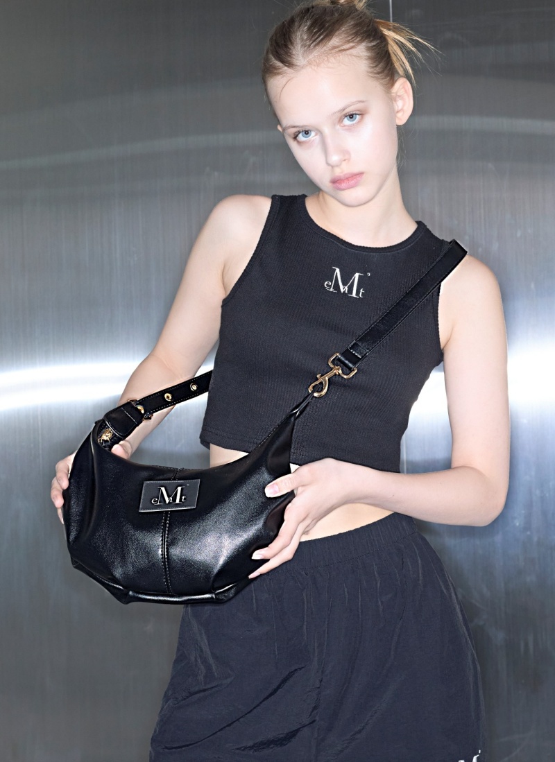 ショルダーバッグ・ポシェット MUCENT MERCY EYELET HALF MOON MINI CROSS BAG 5BMR0102 MUCENT] MERCY EYELET HALF MOON MINI クロスバッグ☆韓国