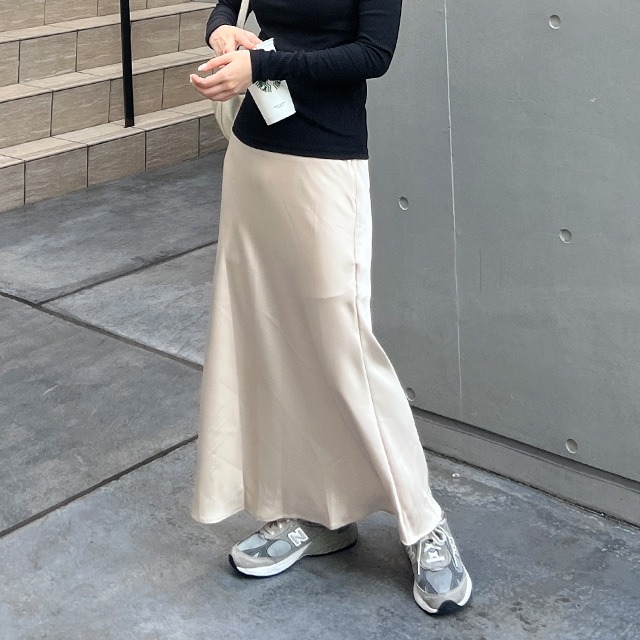 ロングサテンスカート | ファッション通販サイト NUGU