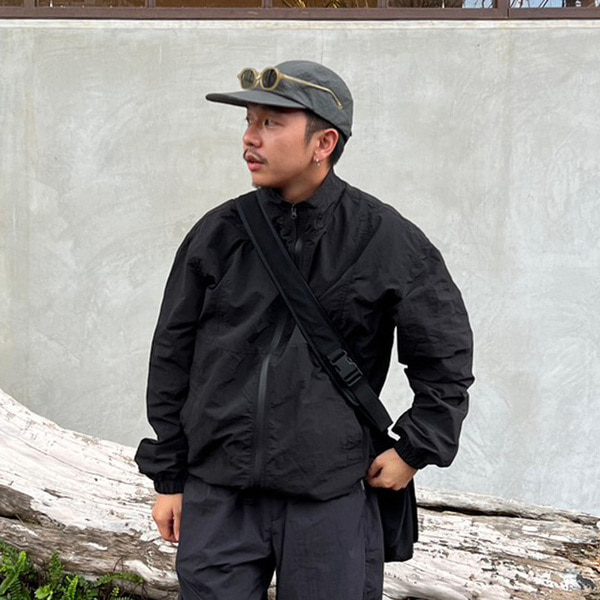 PFINGERIN ナイロンシャツ　ネイビー PFINGERIN ナイロンシャツ ネイビー