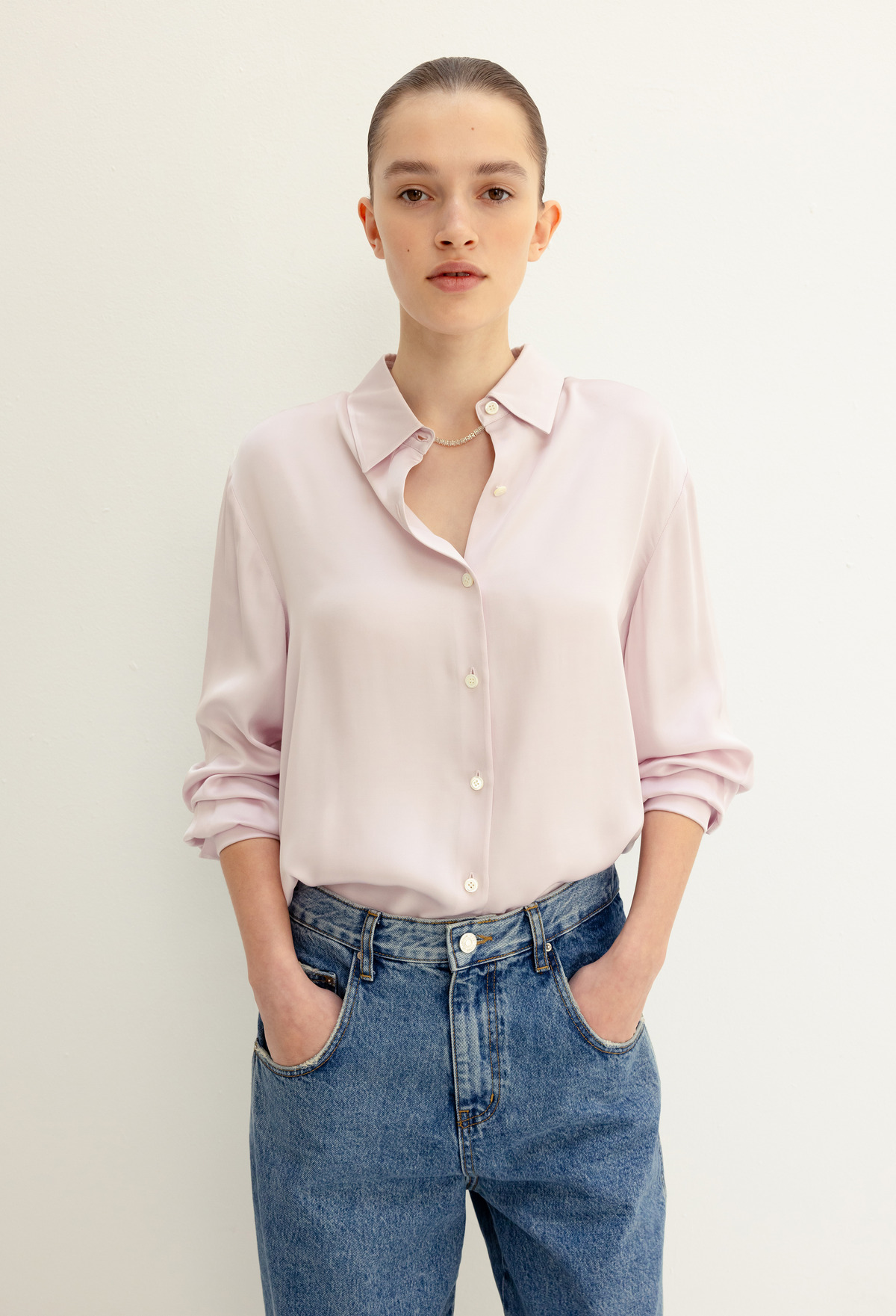 Satin Medium-fit Shirt Pink