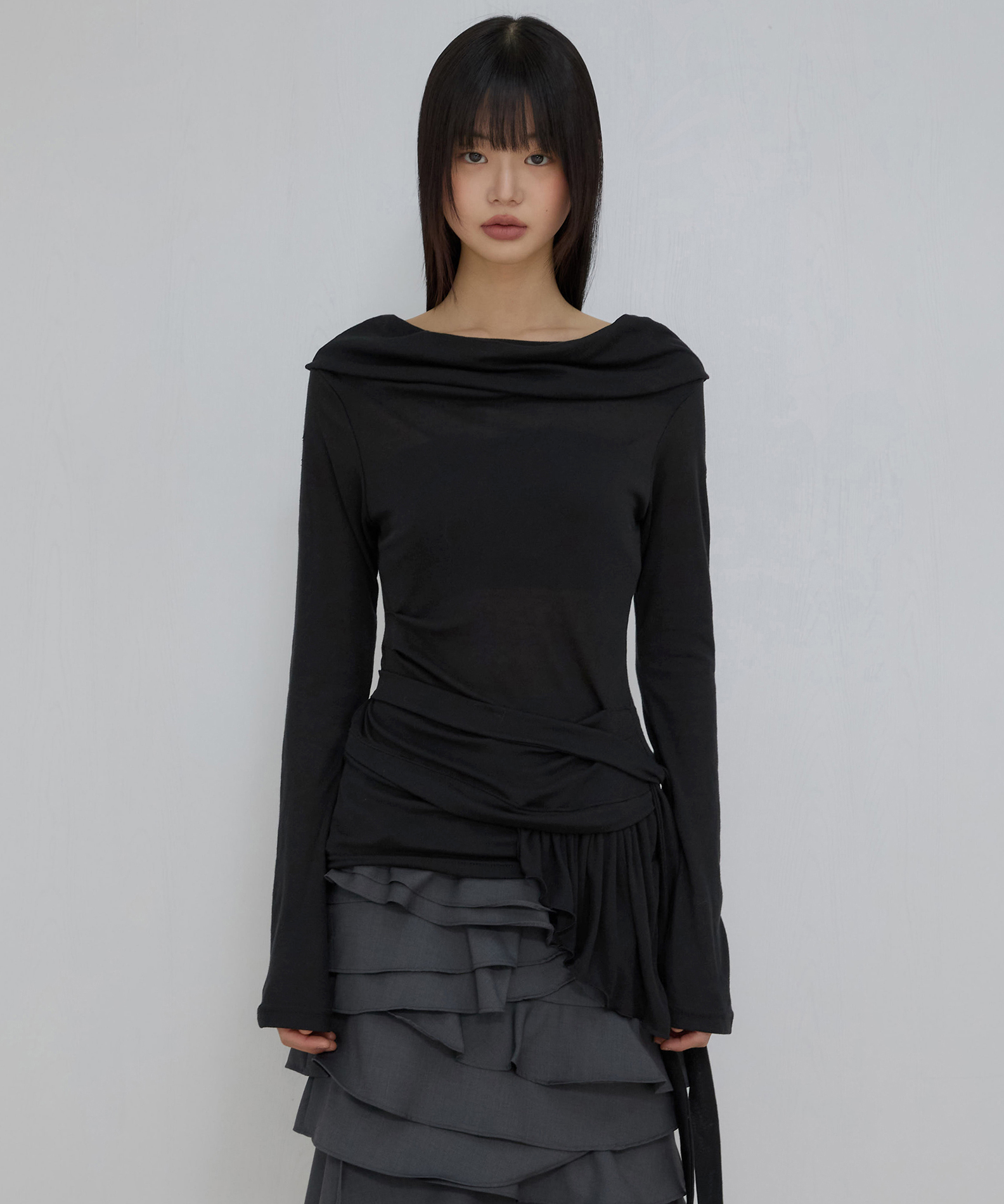 ●FLARE UP● Cutout Turtleneck Long Sleeve FL112Black FL-112 influencer pick] Cut-out Turtleneck Long Sleeve (FL