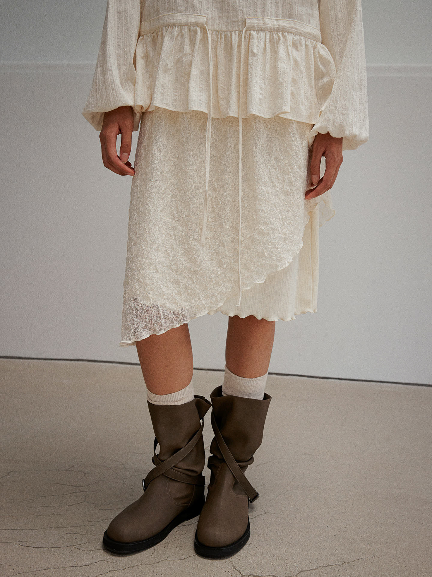 【購入特典】VEIL LACE SKIRT [ CREAM ]