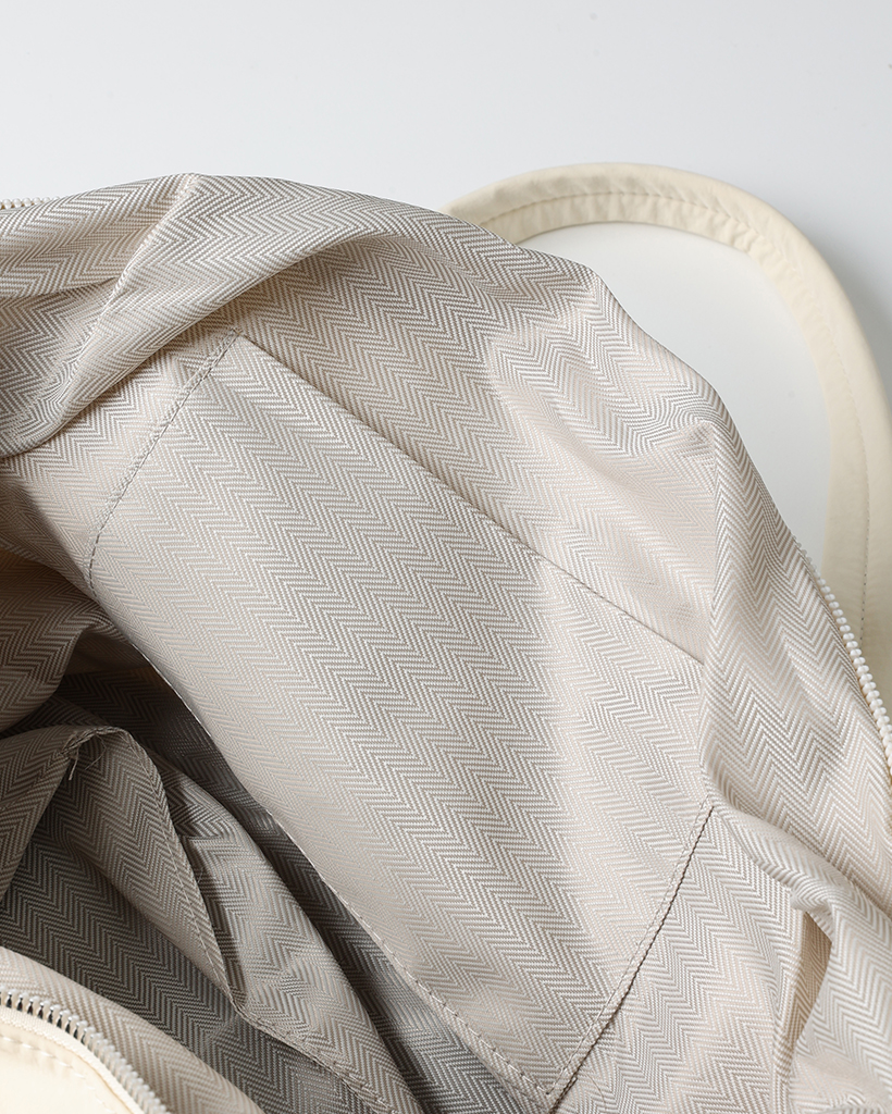 KIK本物スタンリーゲス×ロエンコラボ最高級ボストンバッグ スタッズボストンバッグ | ファッション通販サイト NUGU