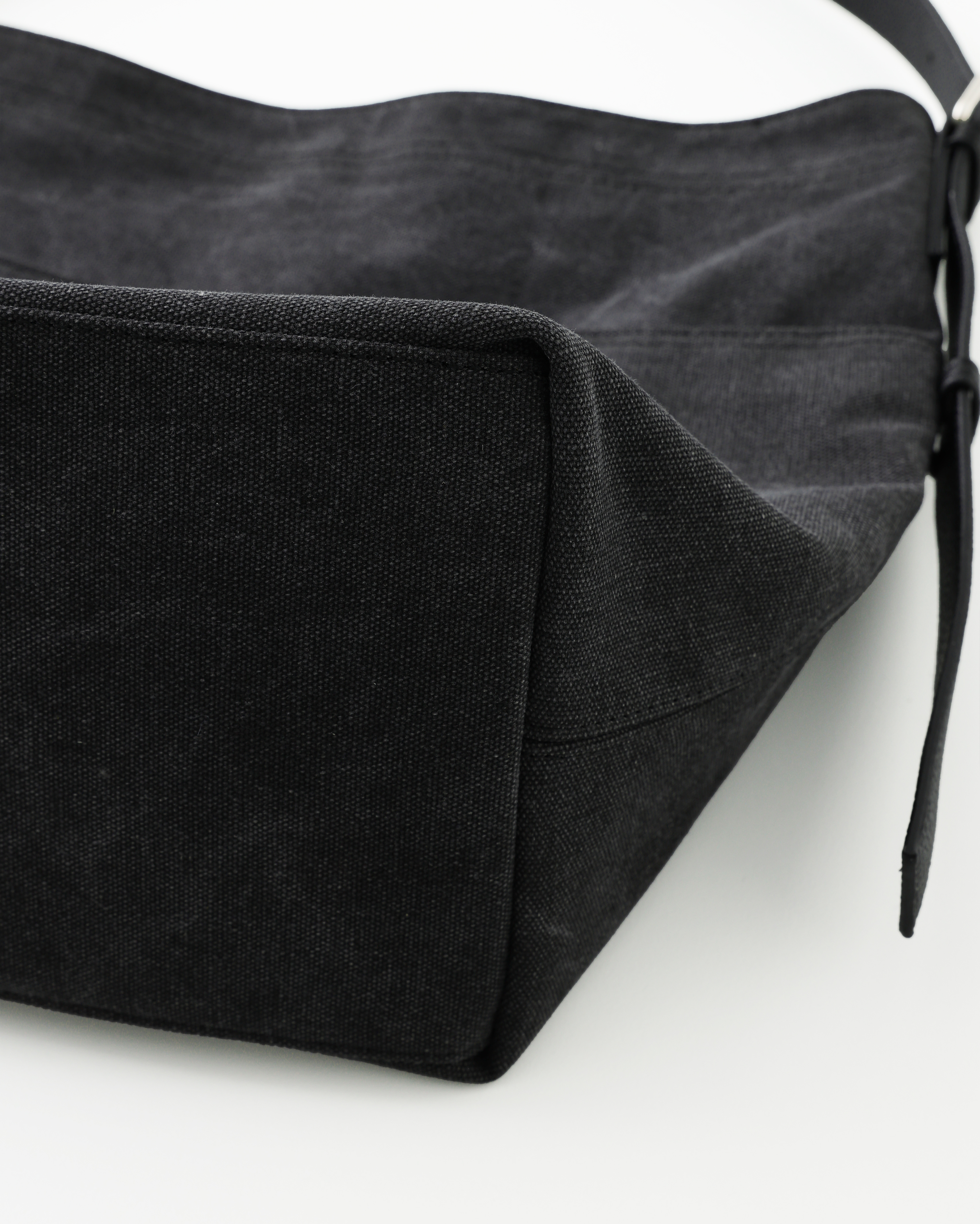 グレー ショルダーバッグ ふたつき横長ショルダーバッグ（グレージュver.） ショルダー