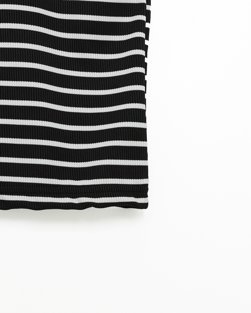 新品❤️CPG❤️ノースリーブ ニットクロップドノースリーブトップス | ファッション通販