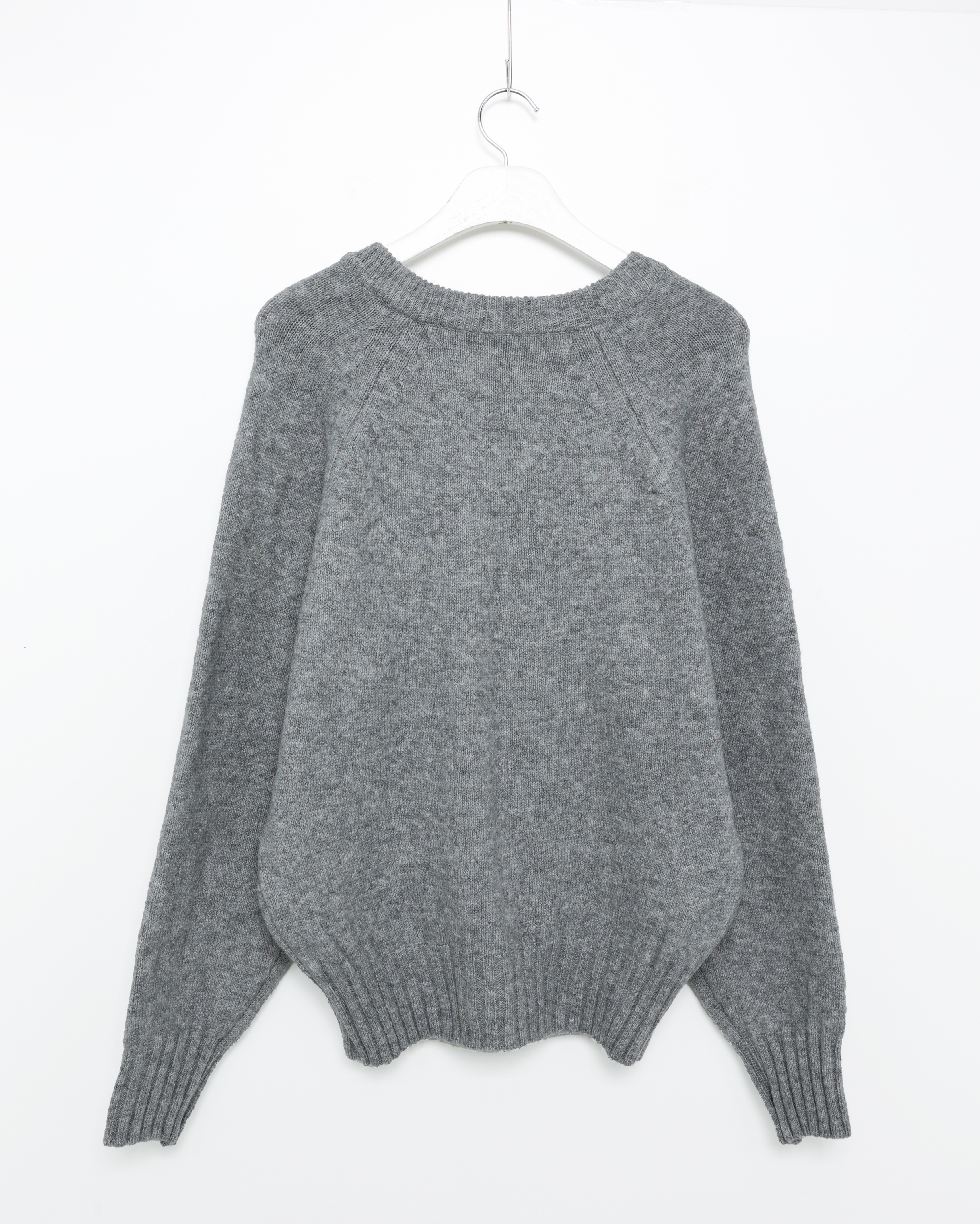 Vネックビッグニット | ファッション通販サイト NUGU