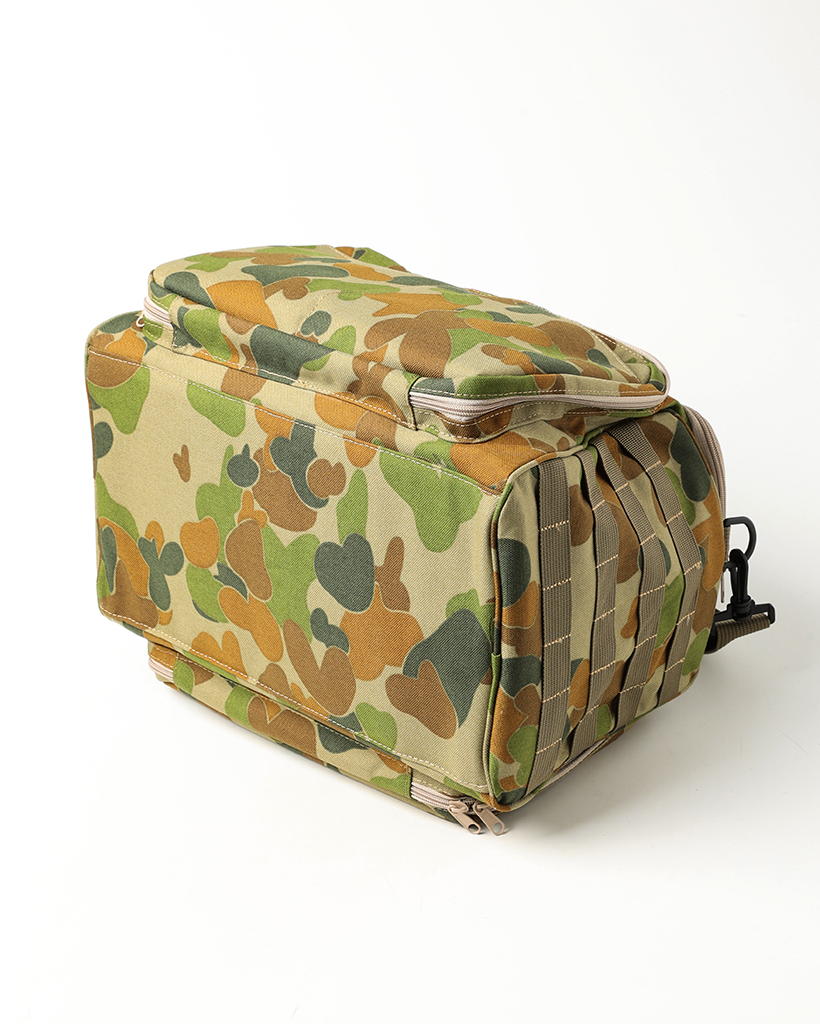 迷彩ビッグスクエアショルダーバッグ | ファッション通販サイト NUGU