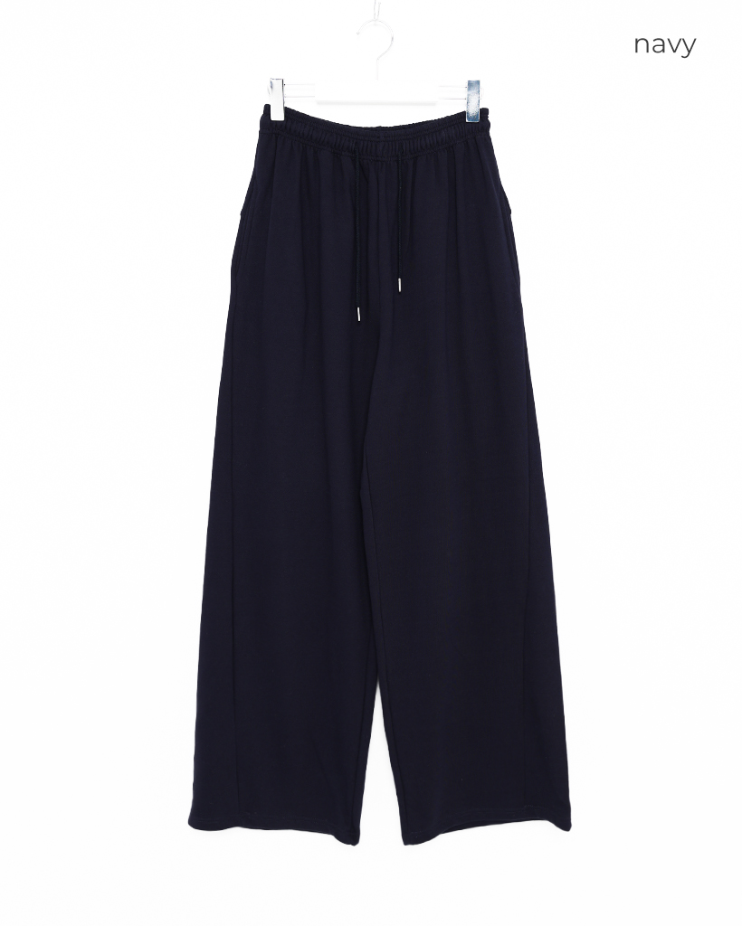 新品！ todayful エクリュ ナイロン ドローストリングパンツ 新品！ todayful エクリュ ナイロン ドローストリングパンツ