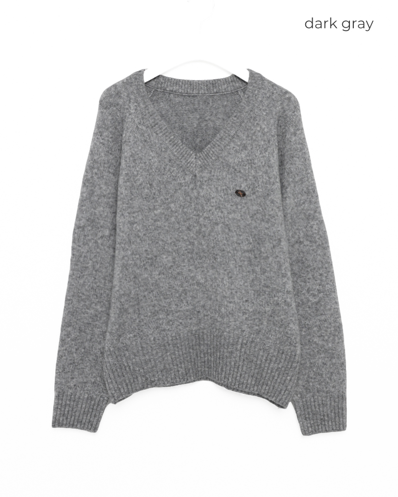 オーバルタグVネックラグランショルダーニットセーター