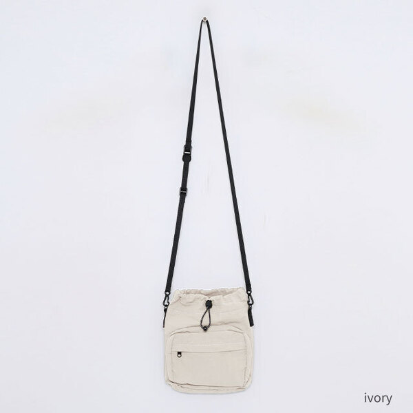 [NILLRING] 10AM SMALL ショルダーバッグ (IVORY) NILLRING] 10AM SMALL ショルダーバッグ (IVORY) シャーリング