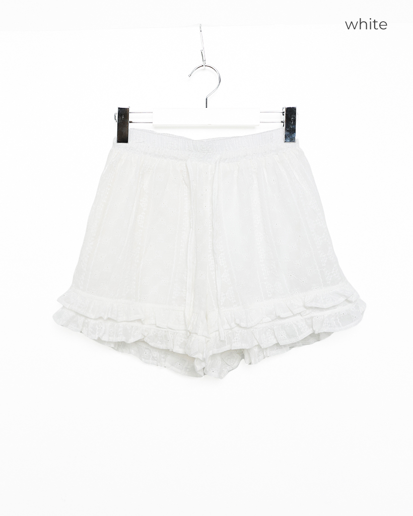 Her Prahaホワイト レースショートパンツ 再入荷】レースフリルショートパンツ | 【FOREVER 21 JAPAN