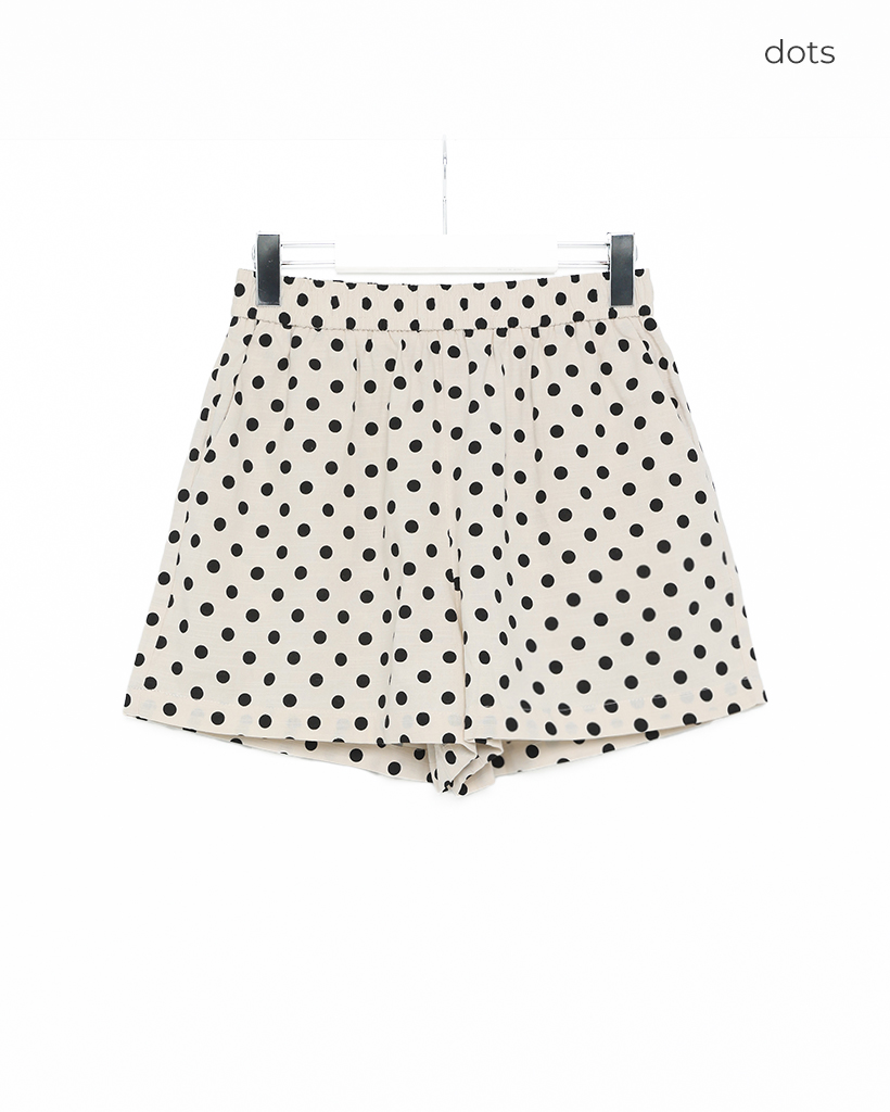 白黒ドット柄ショートパンツ　sheller パターン＆ベーシックショートパンツ | ファッション通販サイト NUGU