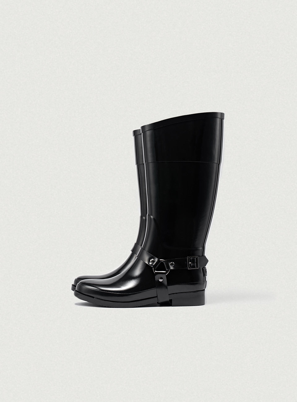 レインシューズ [LOOKAST] KELLY BUCKLED RAIN BOOTS_BLACK KELLY BUCKLED RAIN BOOTS_BLACK | ファッション通販サイト NUGU