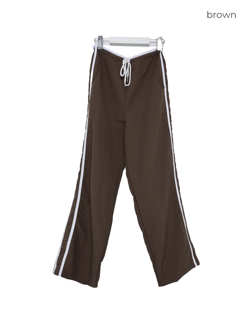 レア　FINAL レディースXS　ナイロンパンツ ナイキ NIKE レディース ウインドロングパンツ ナイキ