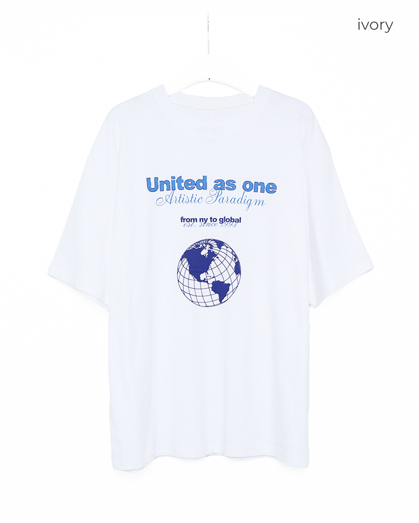 ユニセックス）Earthプリント半袖Tシャツ | ファッション通販