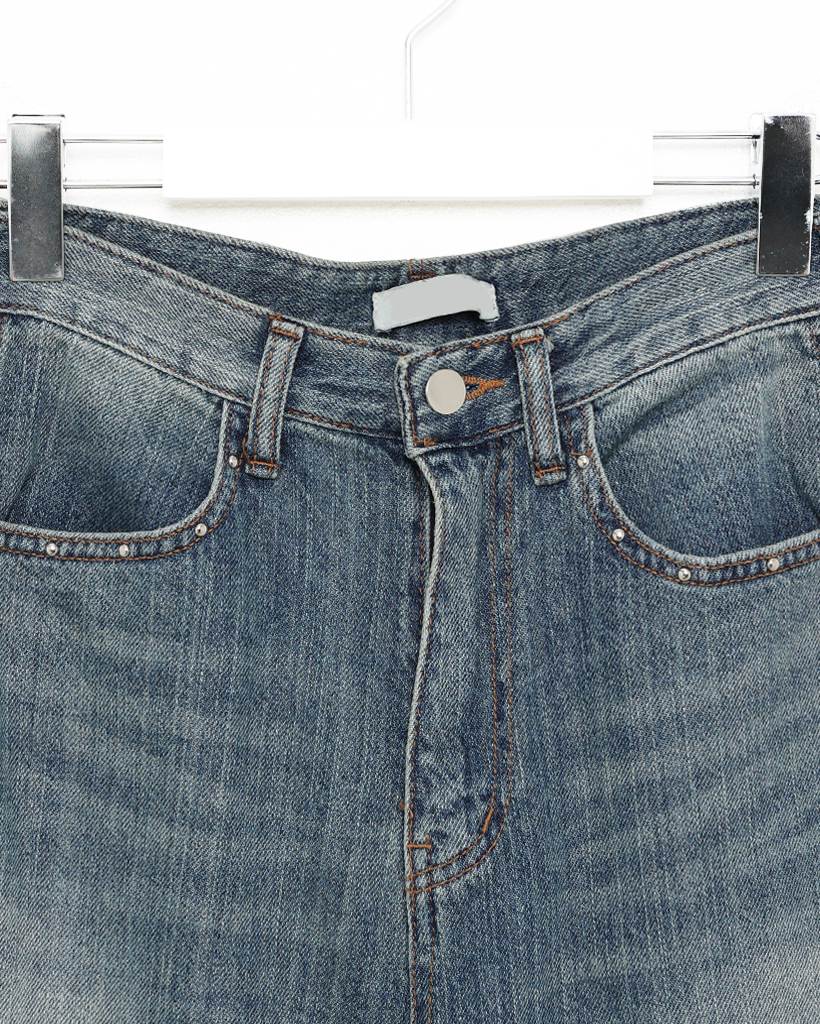 にゅじ スタッズラインデニムパンツ | ファッション通販サイト NUGU